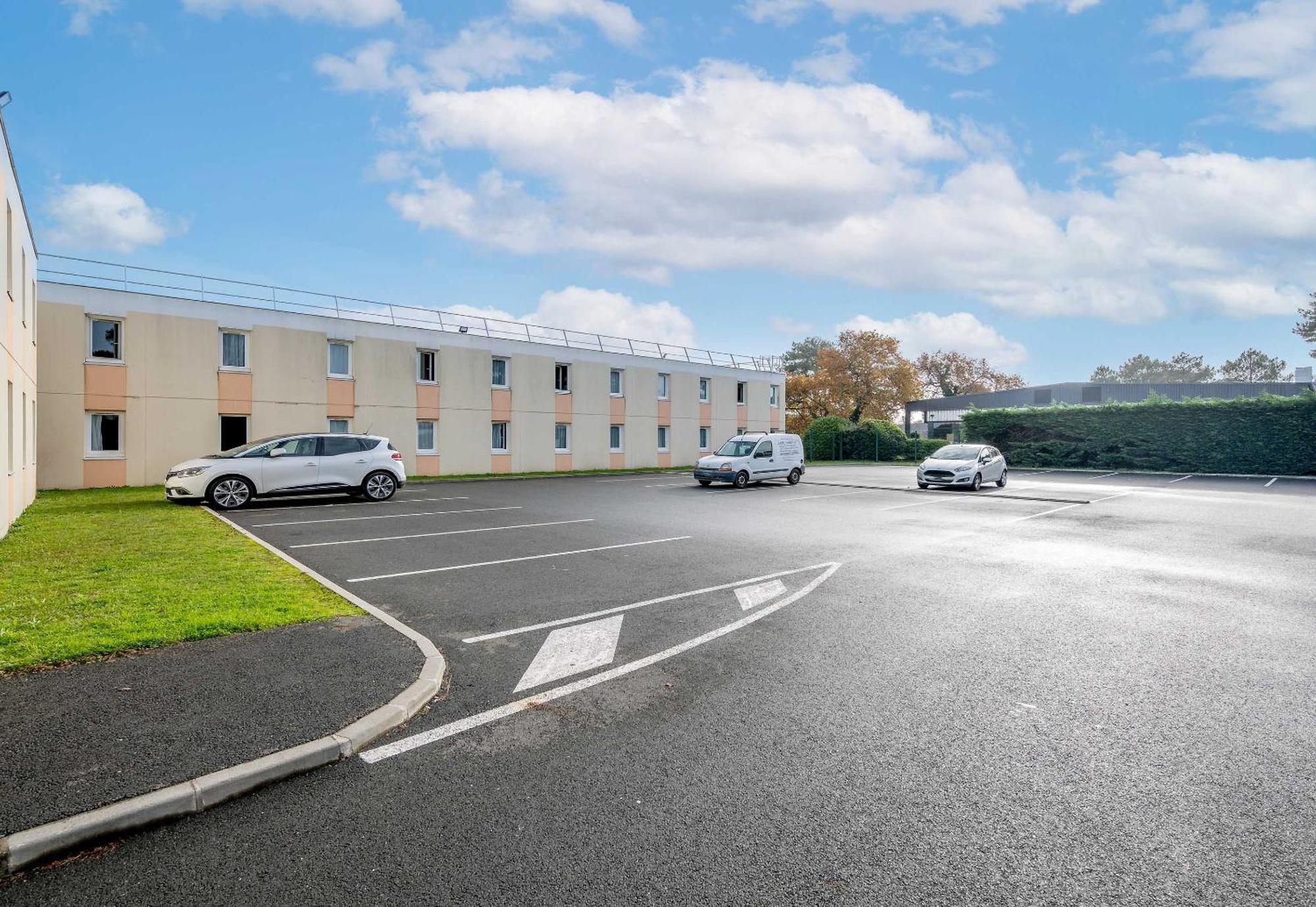 B&B Hotel Bordeaux Merignac Cadera Aeroport Экстерьер фото