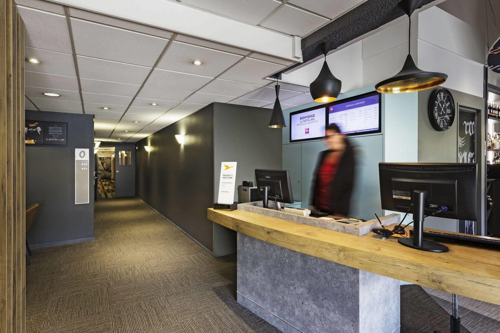 B&B Hotel Bordeaux Merignac Cadera Aeroport Экстерьер фото